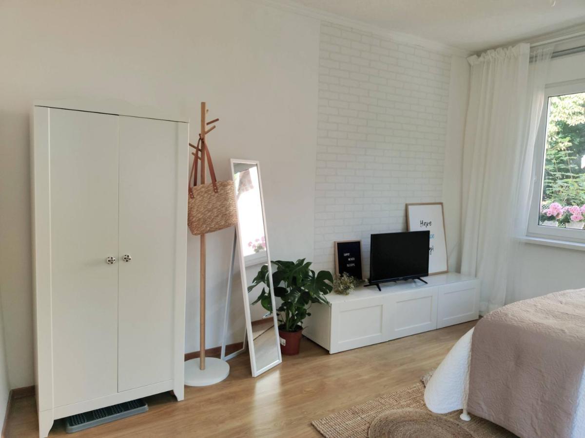 Apartament W Sasiedztwie Lasu 1800M Od Morza Zoppot Exterior foto