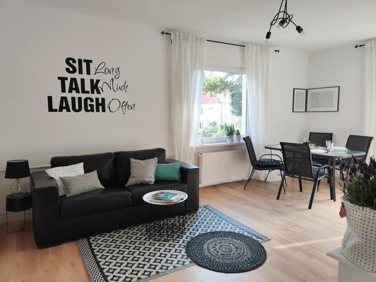Apartament W Sasiedztwie Lasu 1800M Od Morza Zoppot Exterior foto